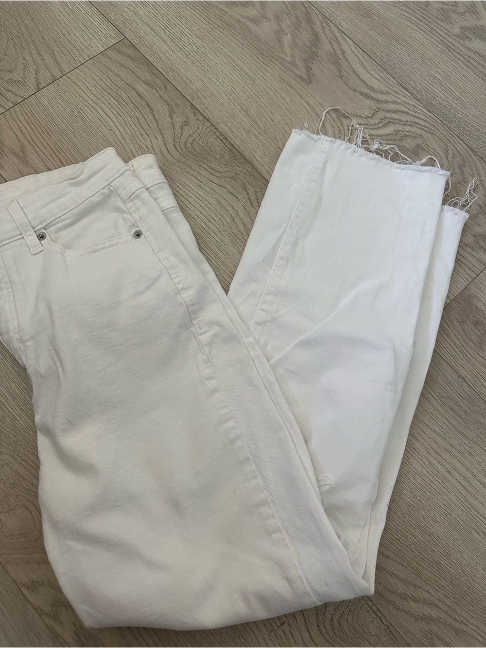 White Women's High-Rise Straight Jeans